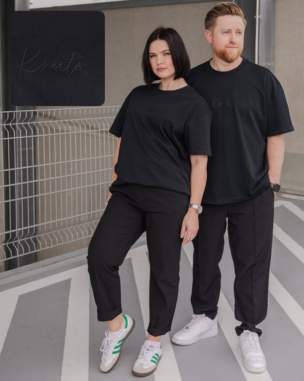 KRUTO STICK OVERSIZE T-SHIRT